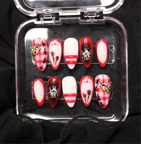 Lady Buck - Handmade Luxe Press Ons