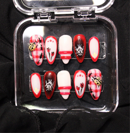 Lady Buck - Handmade Luxe Press Ons