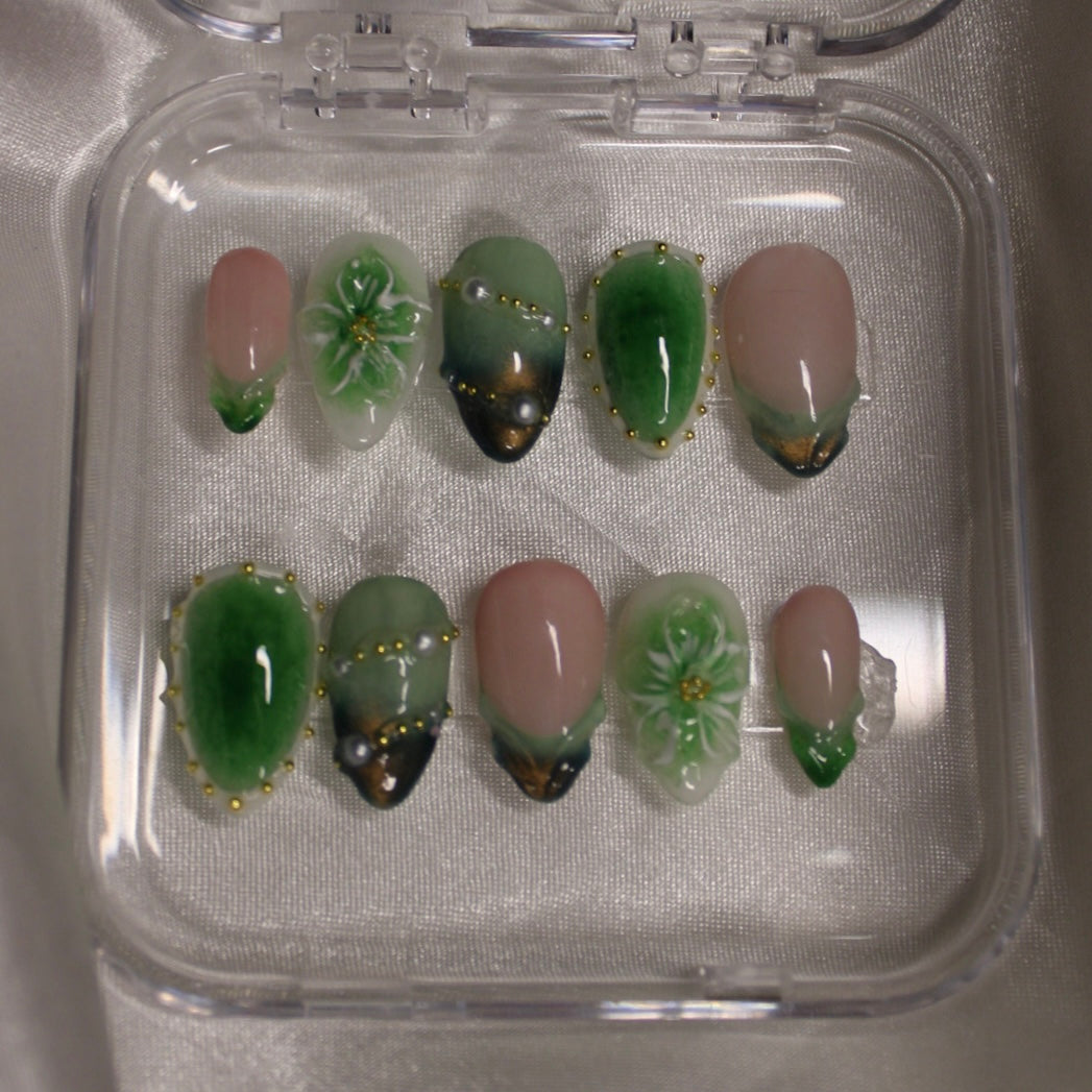 Emerald Moss - Handmade Luxe Press Ons