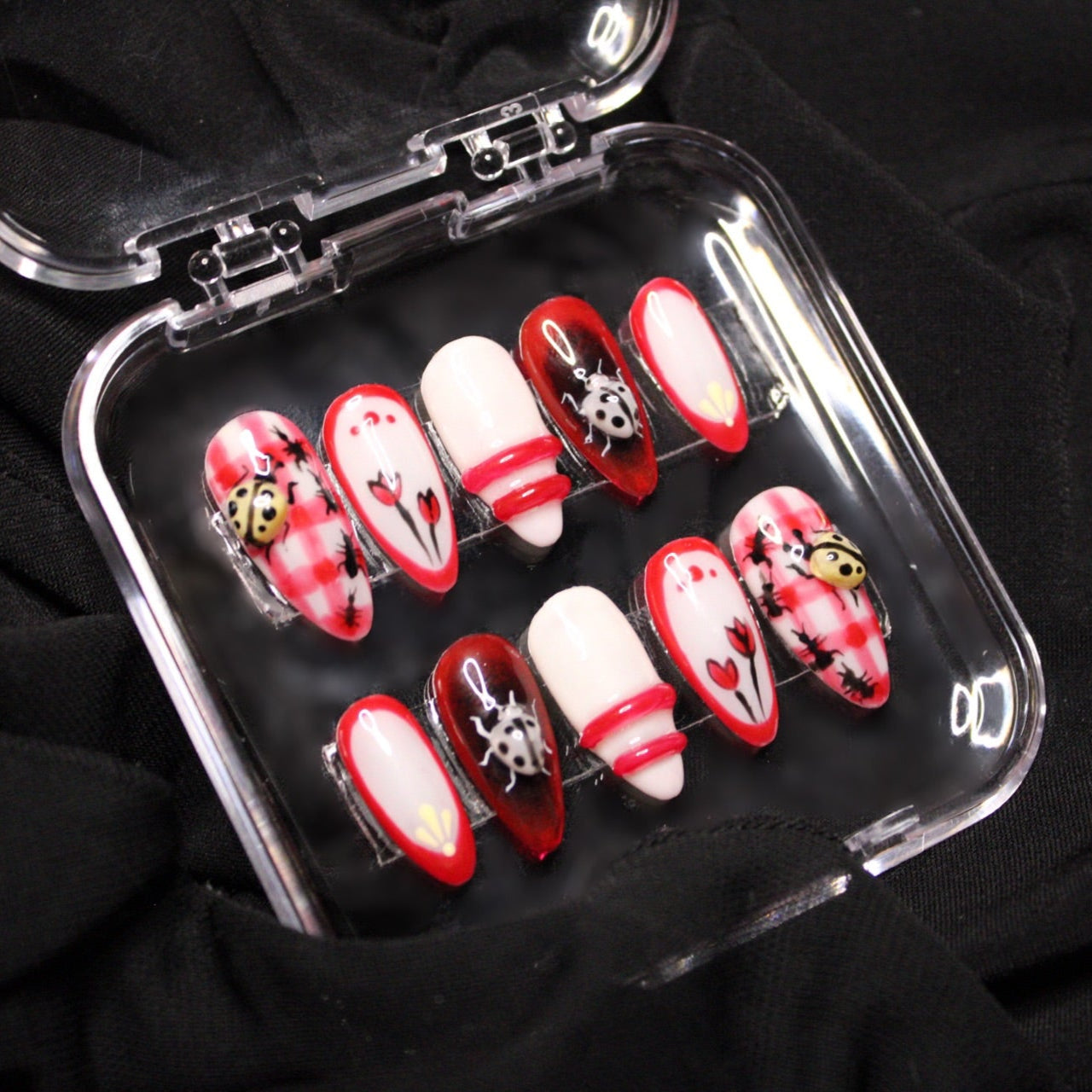 Lady Buck - Handmade Luxe Press Ons